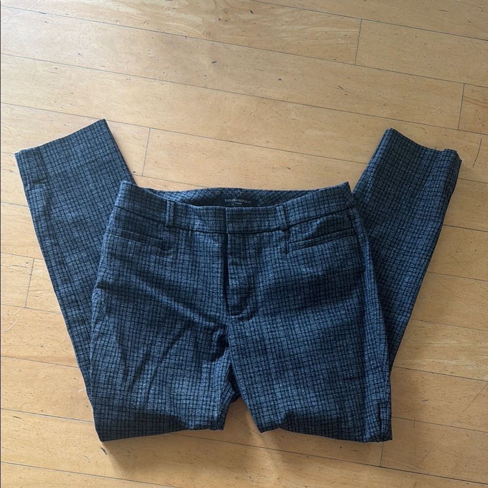 Banana Republic Black and Gray Patterned Trousers